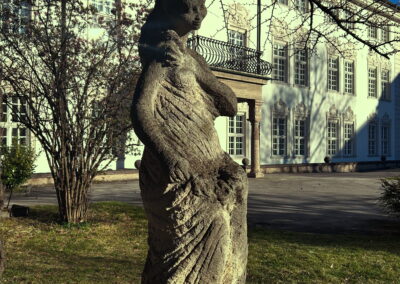 Statue Ferrarischule