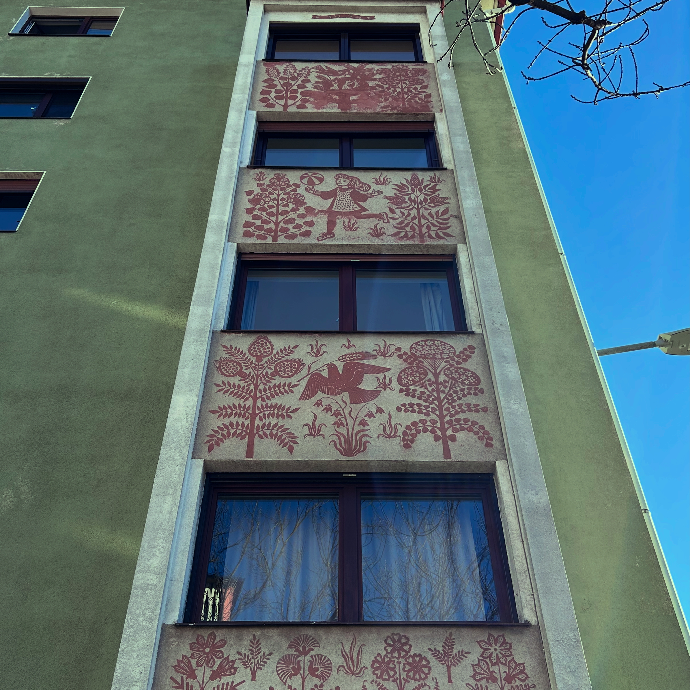 Kunst am Bau: Egger-Lienz-Straße 119