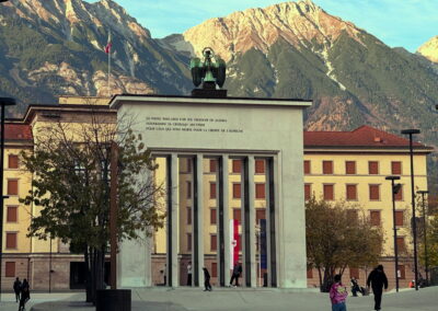 Landhausplatz mit Franzosendenkmal