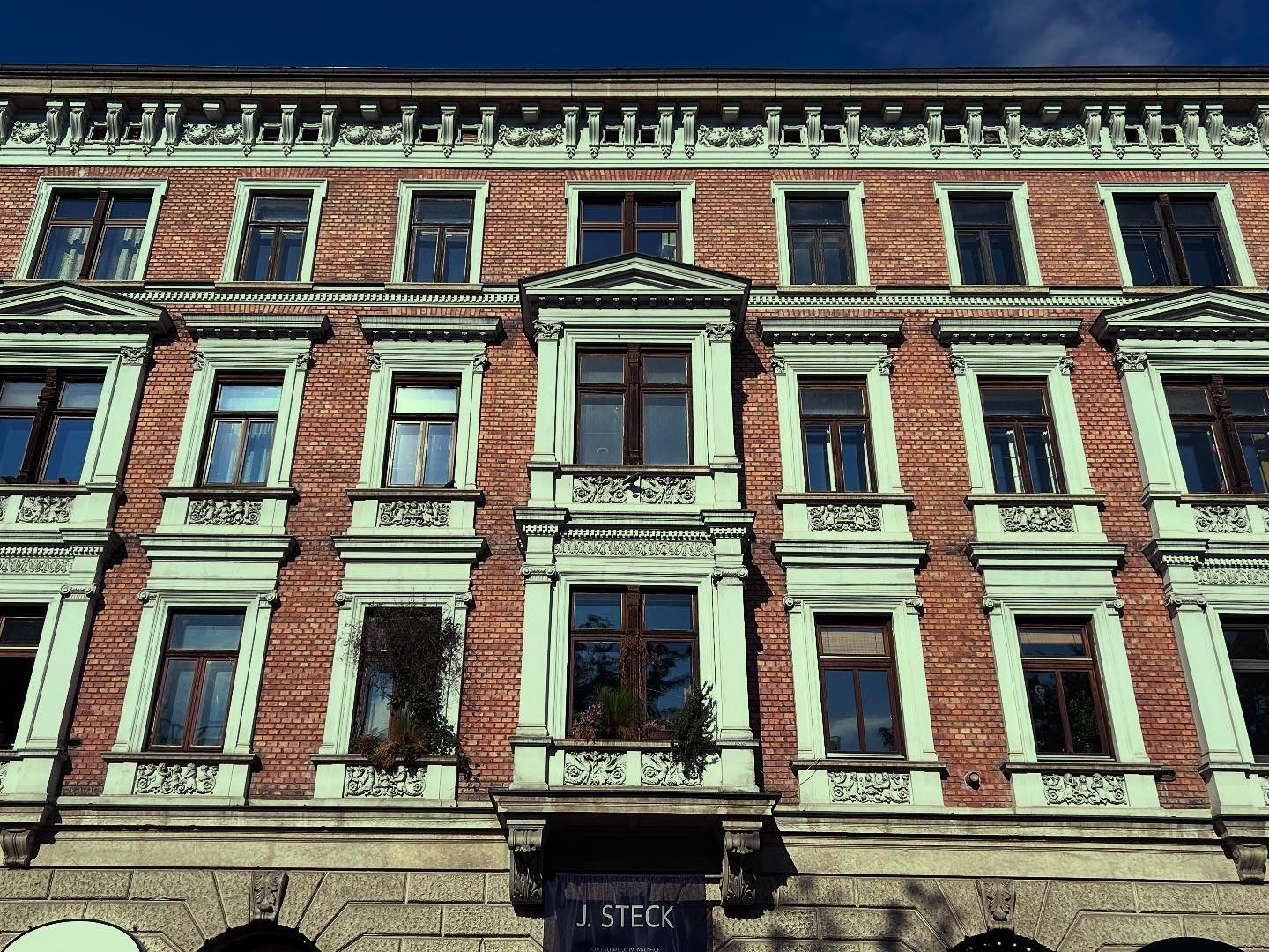 Haus Toscana Adolf Pichler Platz