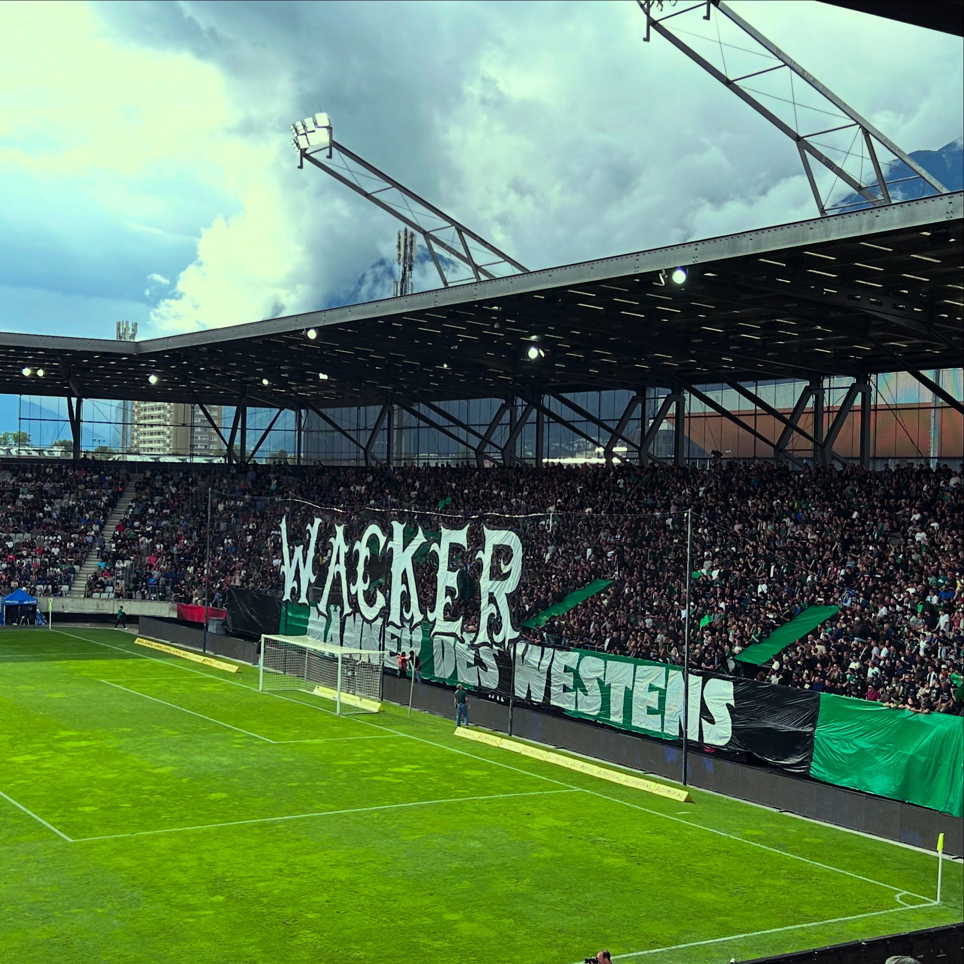Tivoli Nordtribüne