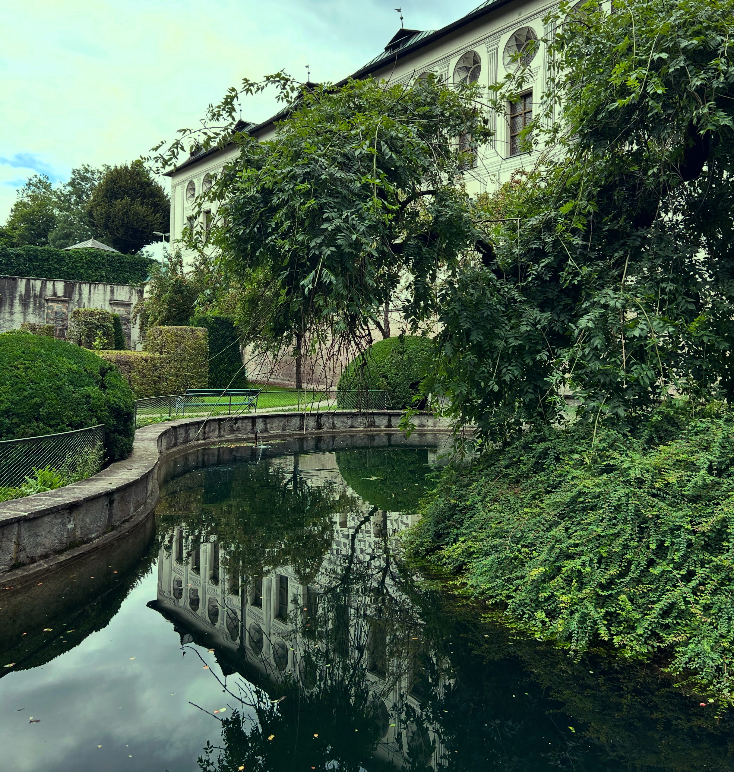 Spiegelung Schloss Ambras