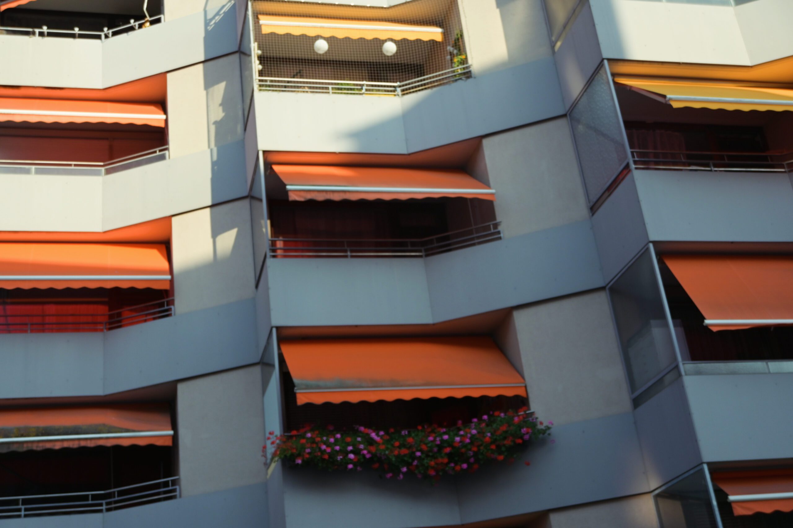 Balkone Hochhaus Saggen