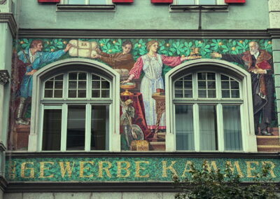 Fassade Wirtschaftskammer Tirol Meinhardstrasse