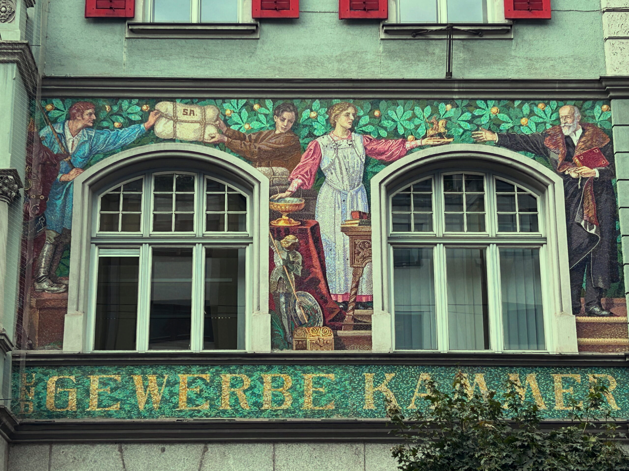 Fassade Wirtschaftskammer Tirol Meinhardstrasse