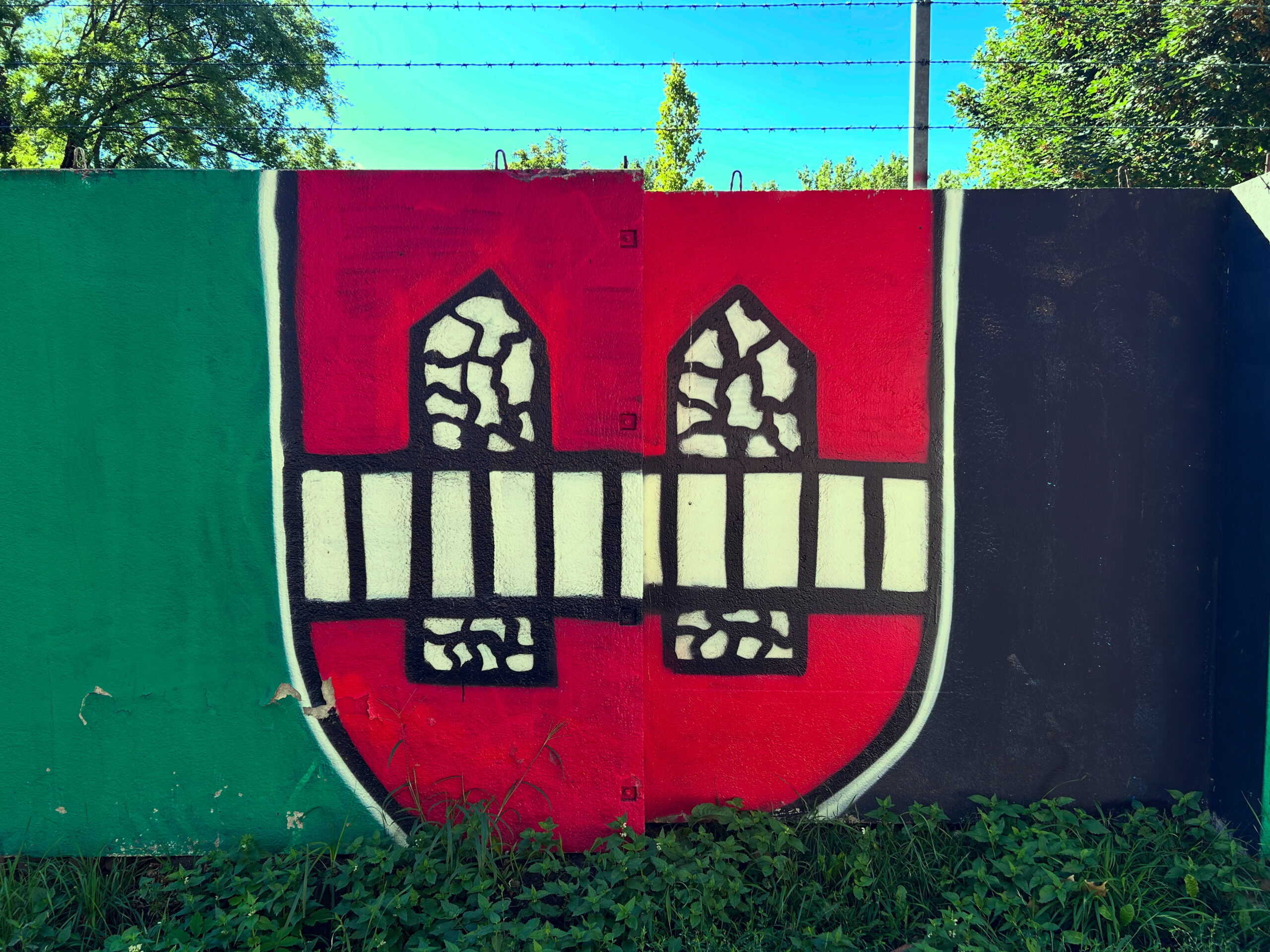 Wacker Graffiti Mauer Tivolischwimmbad Wacker Graffiti Mauer Tivolischwimmbad