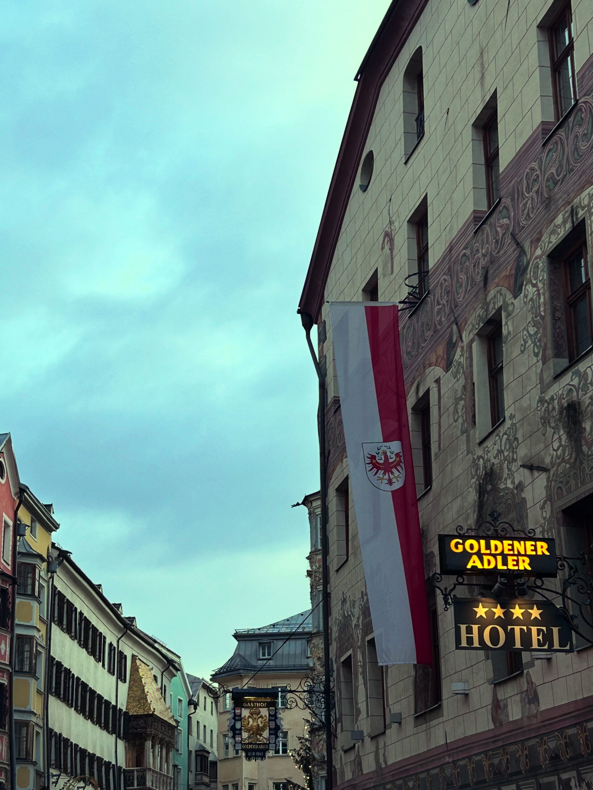 Altstadt Eingang Goldener Adler Altstadt Eingang Goldener Adler