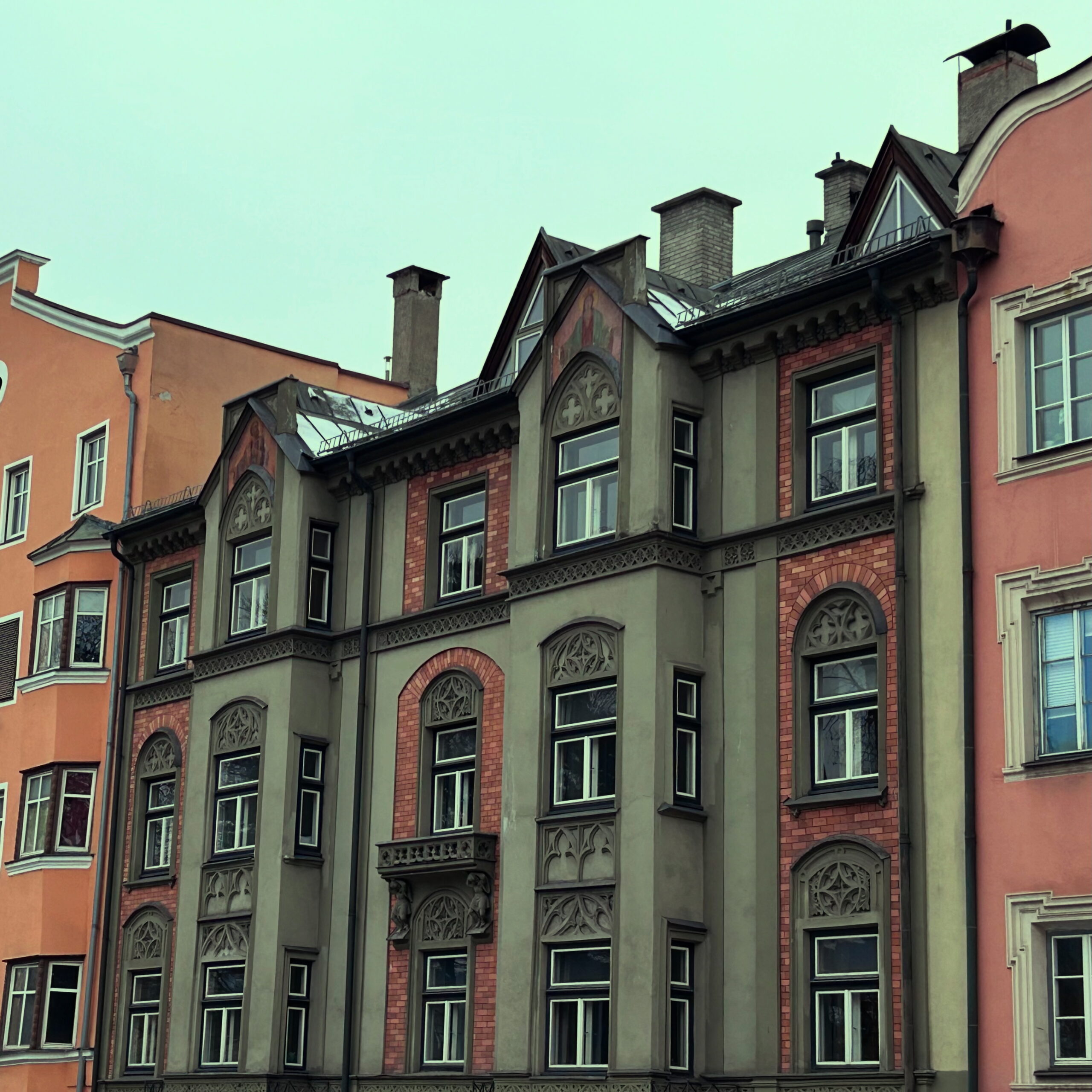 Häuserfront St. Nikolaus Häuserfront St. Nikolaus