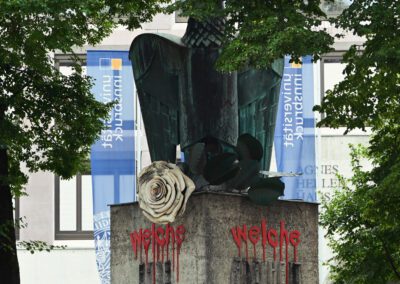 Denkmal Lois Welzenbacher Universität Innsbruck