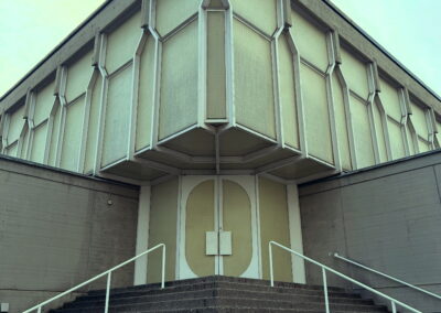 Kirche Petrus Canisius Höttinger Au