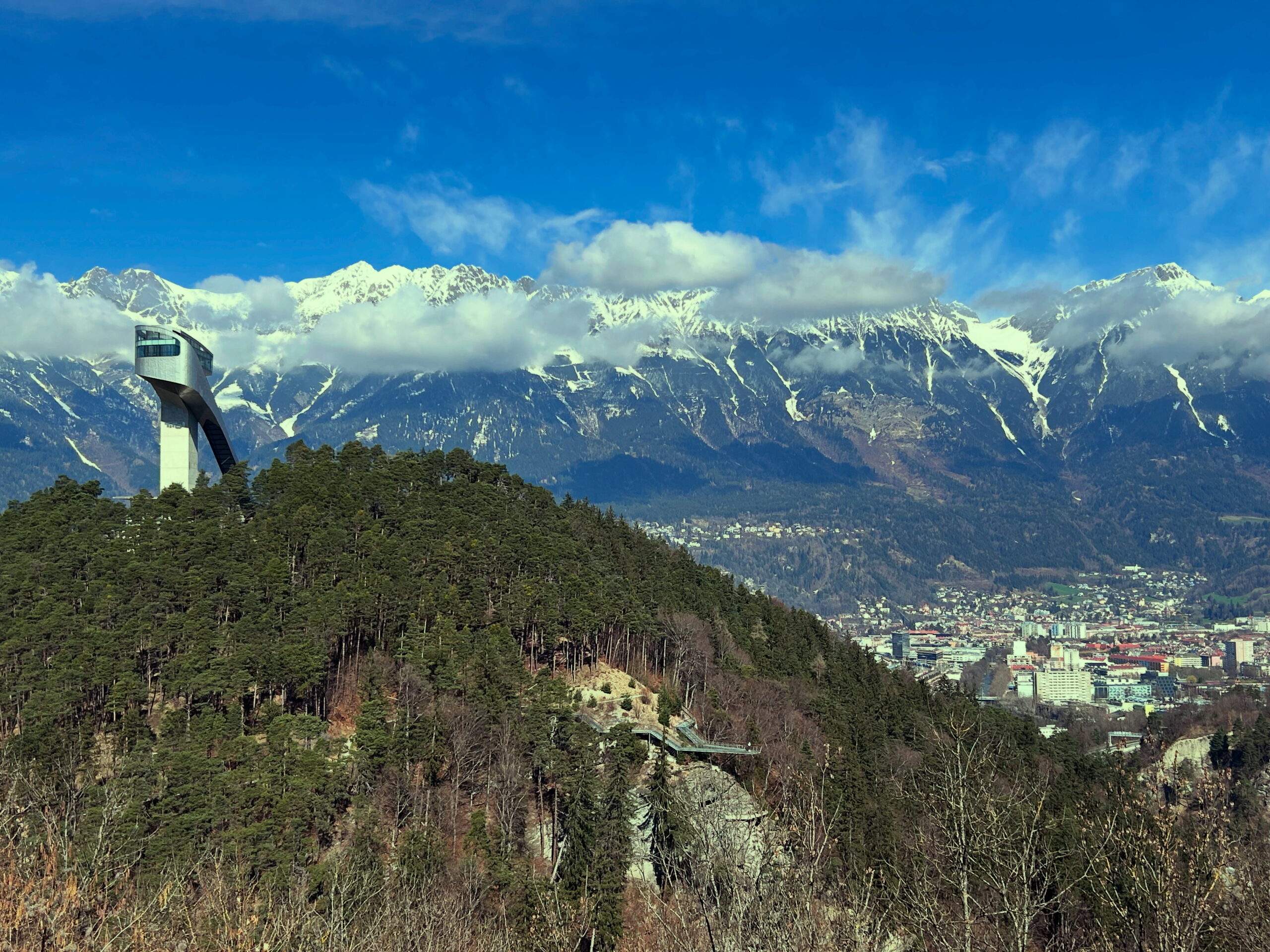 Berg Isel Sprungschanze und Plattform Berg Isel Sprungschanze und Plattform