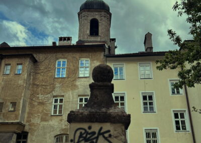 Stadtmauer mit Dom