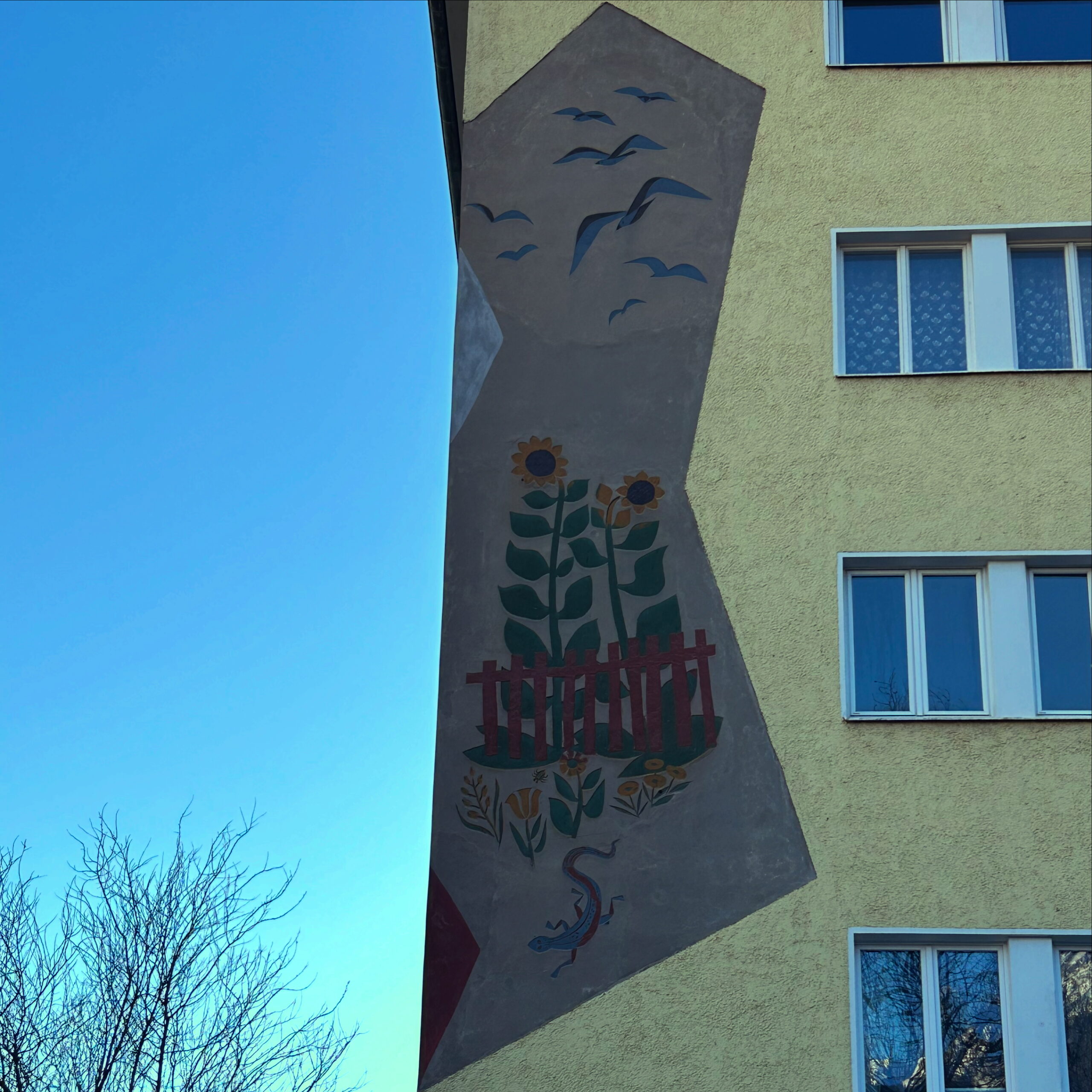 Kunst am Bau Sonnenblumen Wilten Kunst am Bau Sonnenblumen Wilten