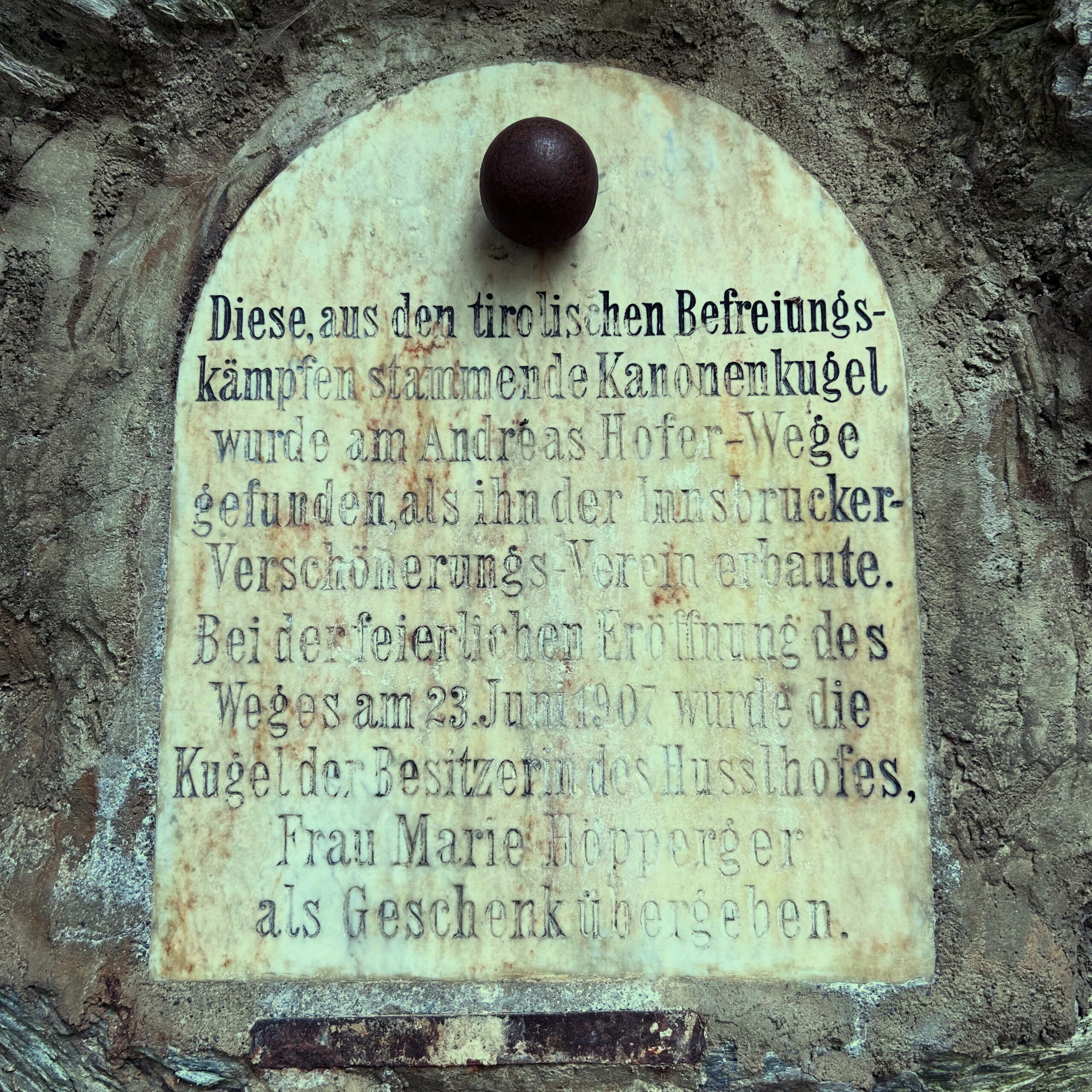 Kanonenkugel Andreas Hofer Weg Natters Kanonenkugel Andreas Hofer Weg Natters